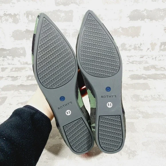 NEW Rothy’s The Point Olive Camo Slip On Ballet Flat Shoes W156